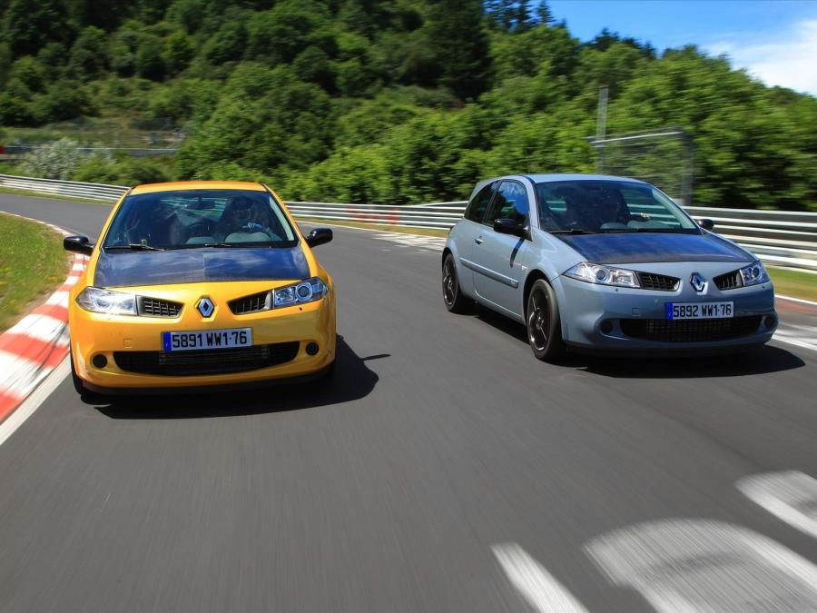  Renault Megane RS R26.R 2008 года  (фото 33 из 86)